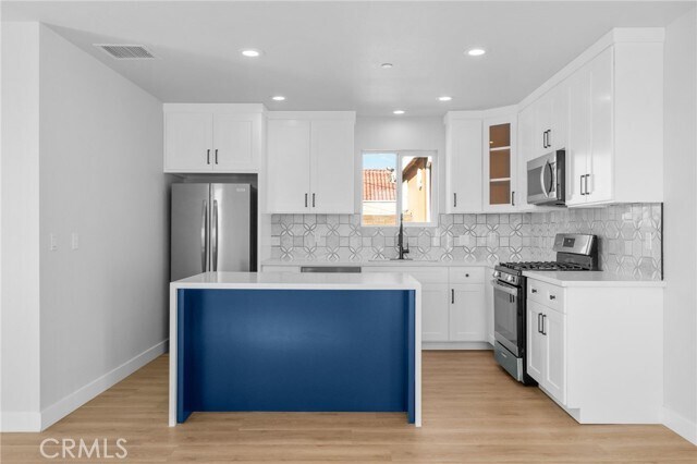 Building Photo - 3223 Lanfranco St