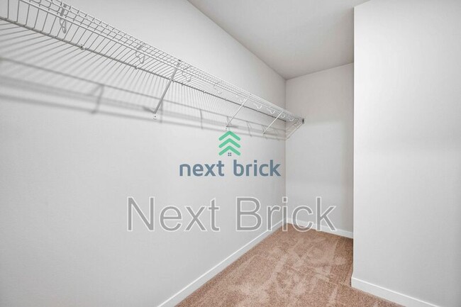 Building Photo - 16723 Alderwood Mall Pkwy