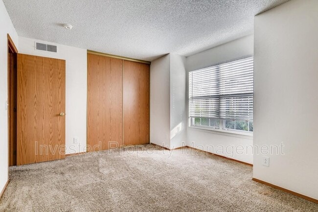 Building Photo - 2666 E Otero Pl