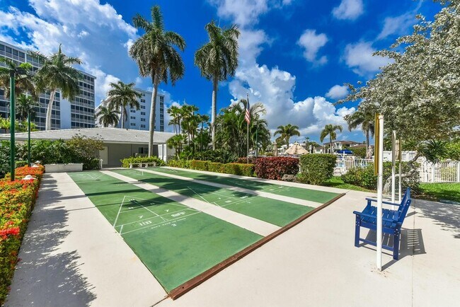 Building Photo - 3300 S Ocean Blvd