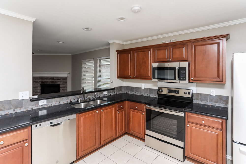 Building Photo - 2513 Buffalo Run