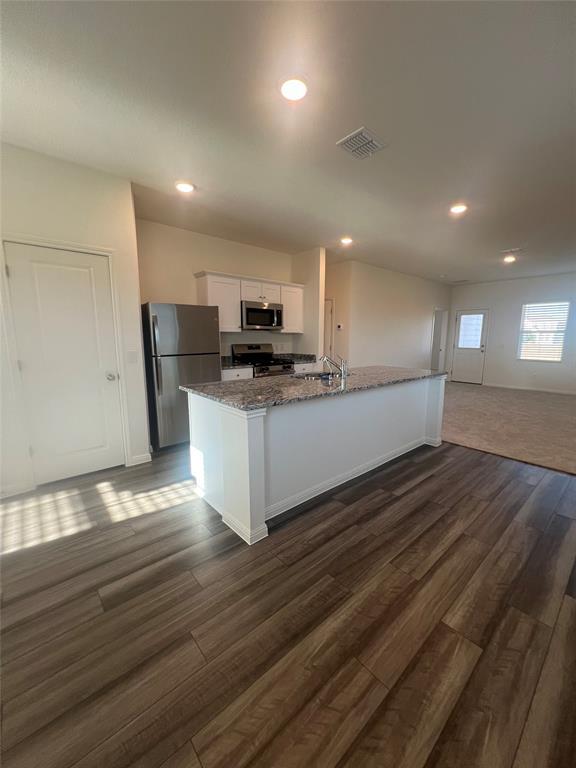 Building Photo - 107 Bridgeview Dr