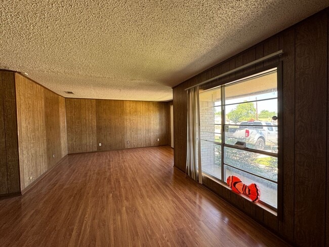 Building Photo - 3-Bedroom House for Rent in Killeen