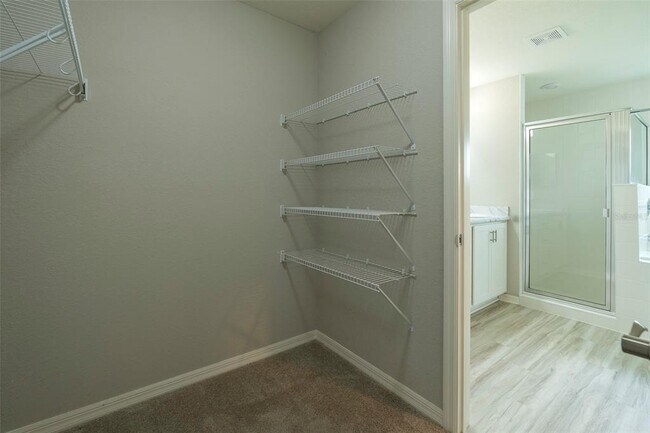 Building Photo - 1289 Cascade Dr