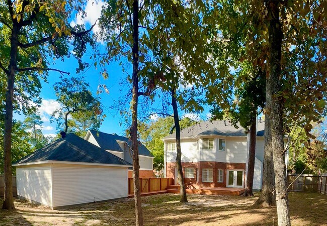 Building Photo - 15 Outervale Pl