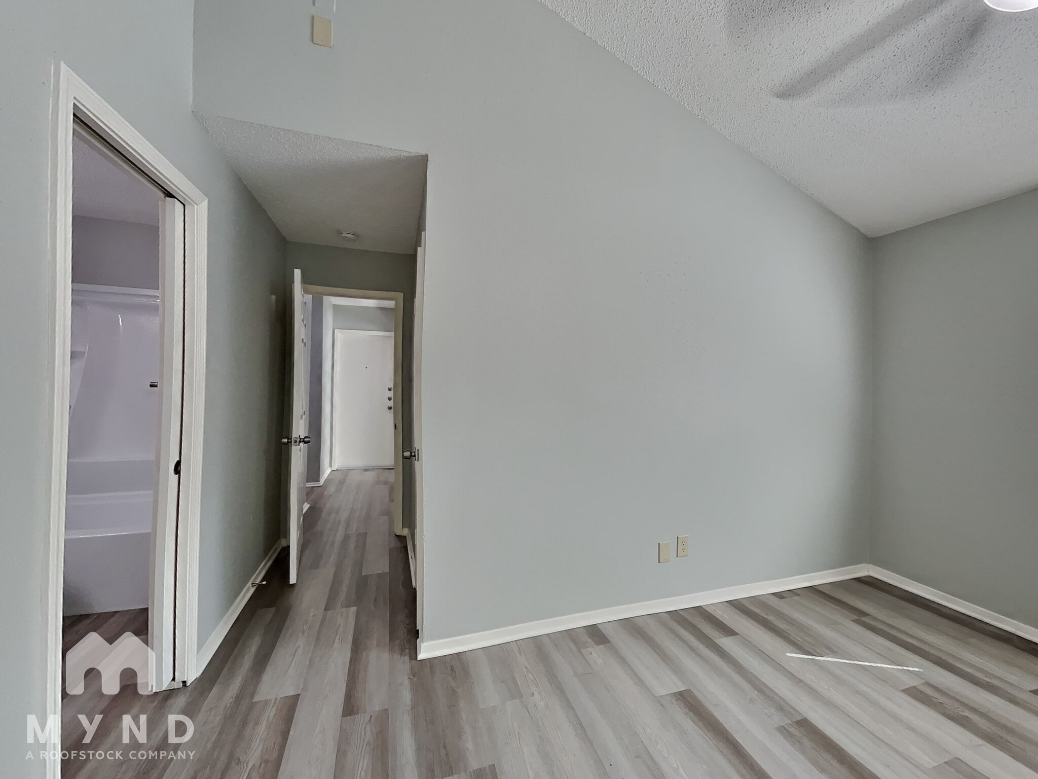 Building Photo - 6918 Foxbrook Dr