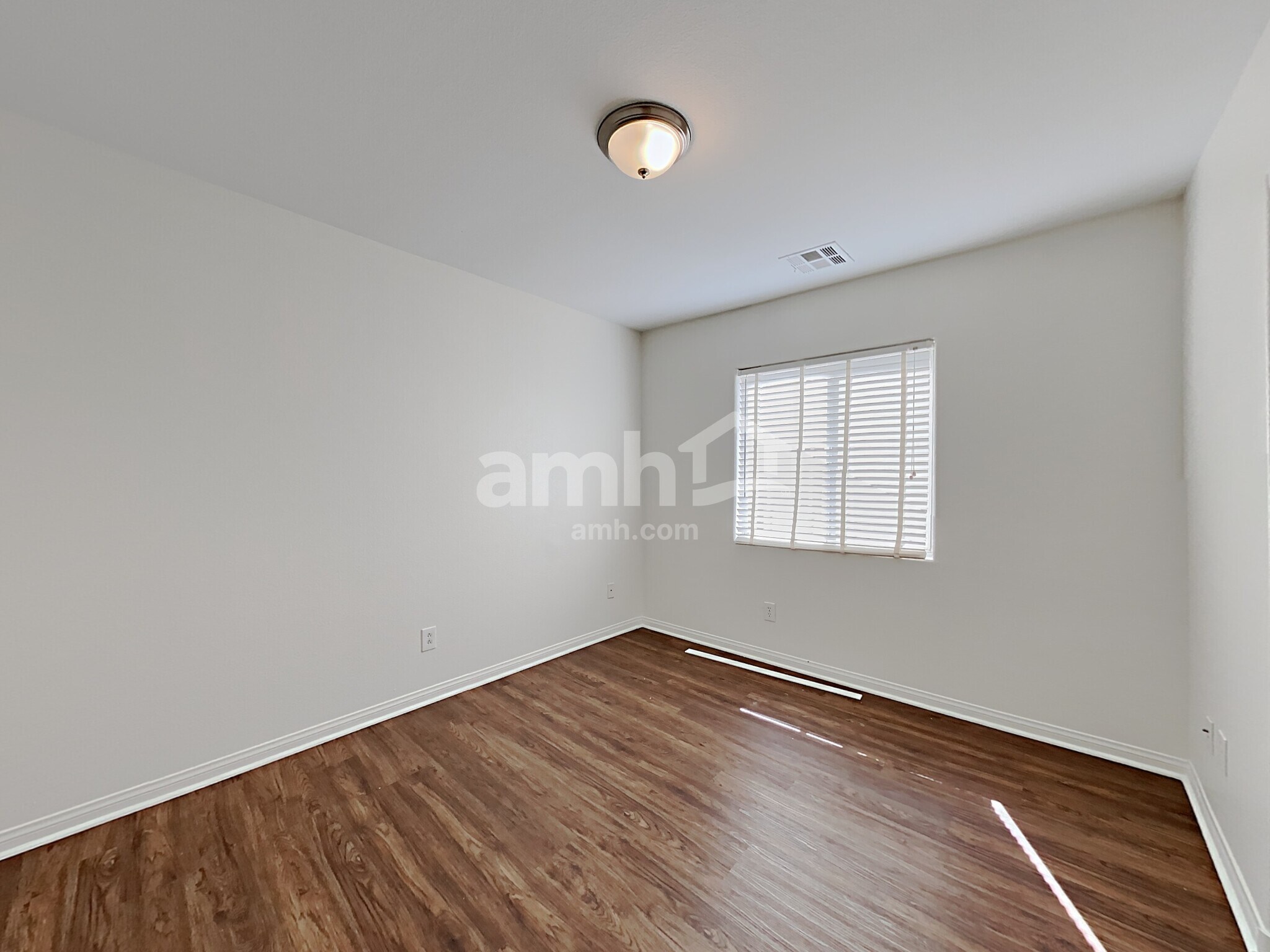 Building Photo - 10731 Holmfield St