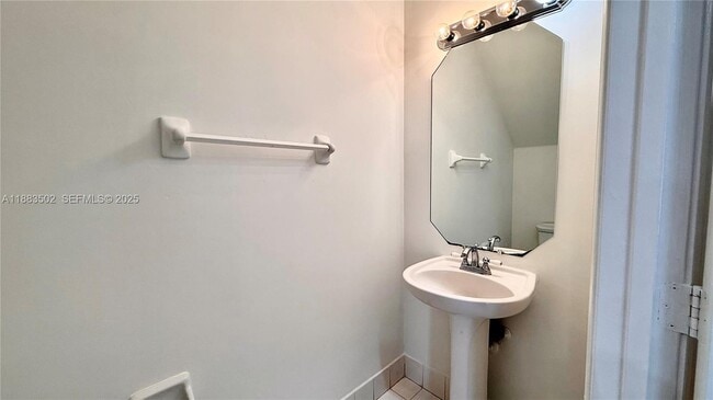 Building Photo - 13843 SW 31st St