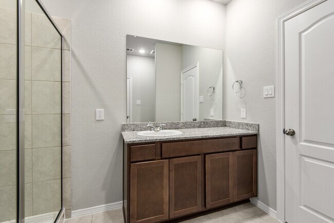 Building Photo - 25719 Northpark Palm Dr