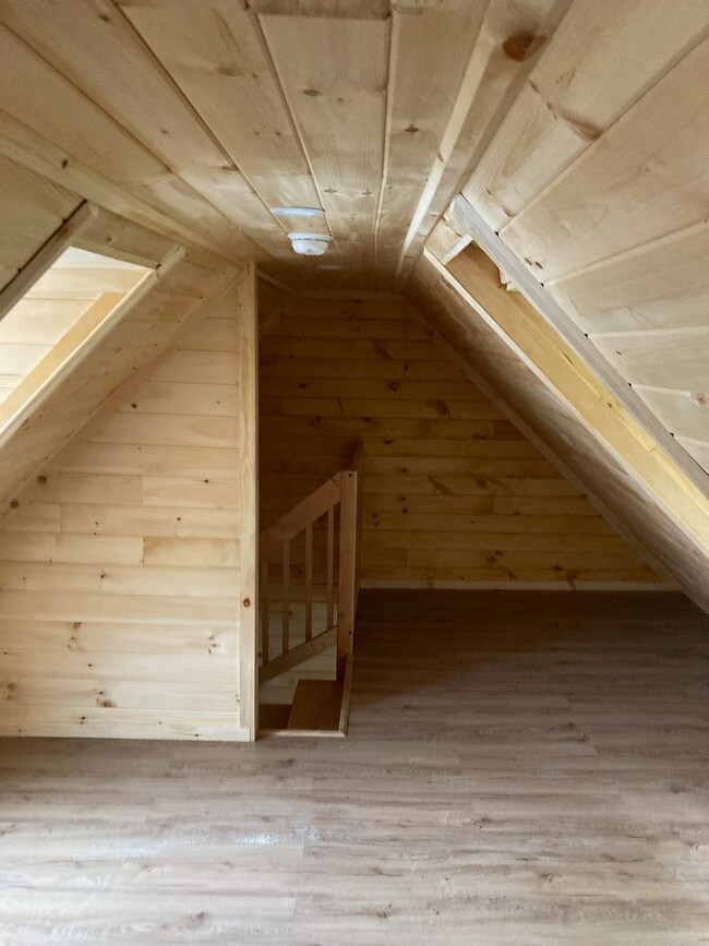 Building Photo - 11 Newhall St