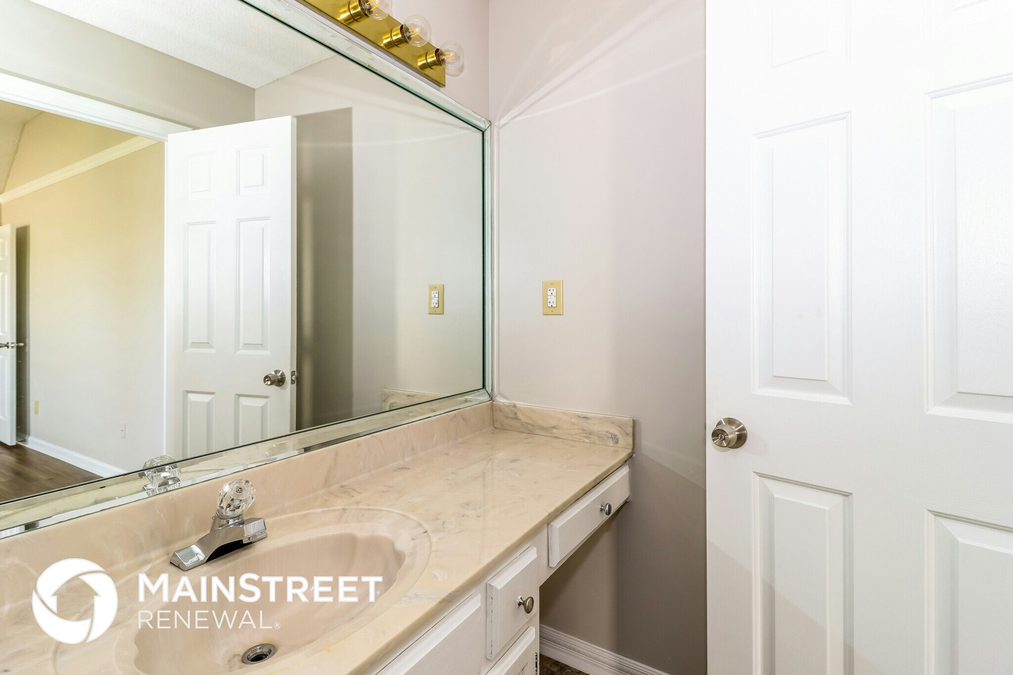 Building Photo - 2202 Stone Stream Dr