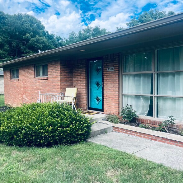 Building Photo - 4515 Chatham Pl