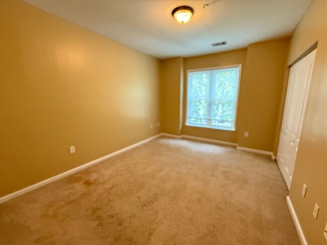 Building Photo - 2521 Egret Crest Ln