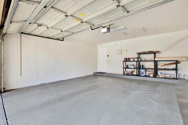 Building Photo - 10416 St Tropez Pl