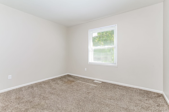 Building Photo - 2557 Berthbrook Dr