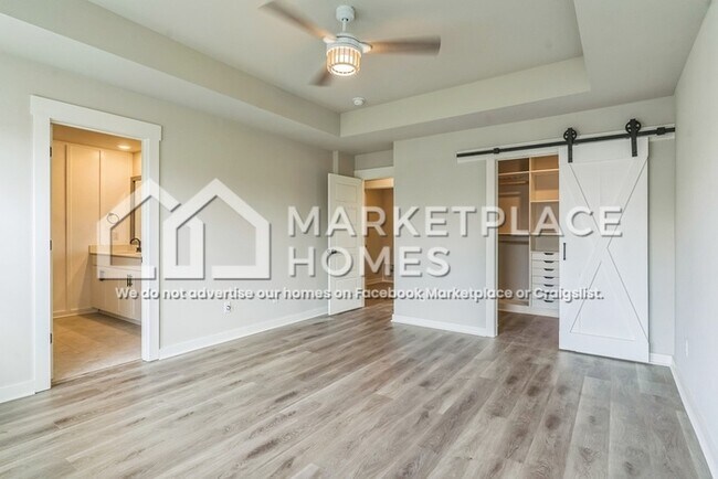 Building Photo - 318 Whisper Wood Wy