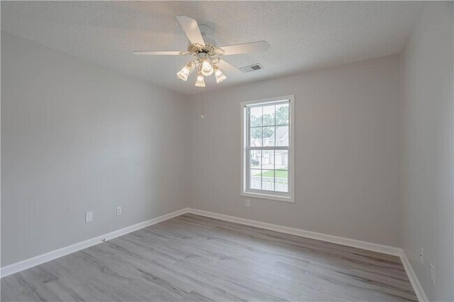 Building Photo - 3158 Parfait Pl