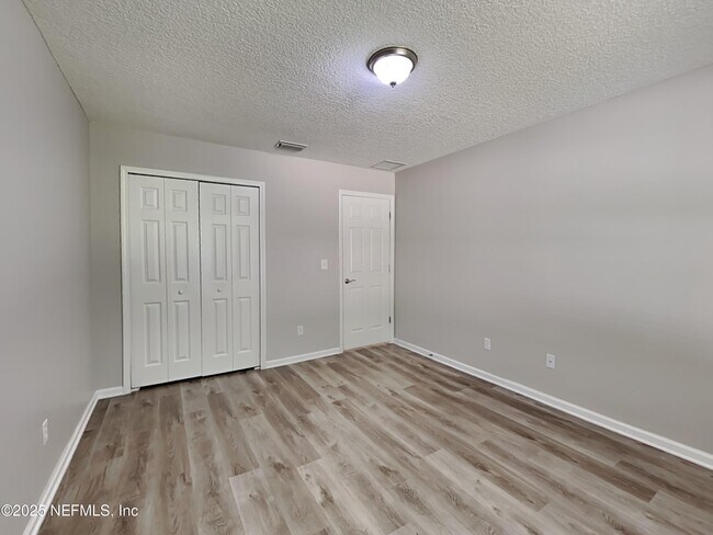 Building Photo - 2968 Majestic Oaks Ln