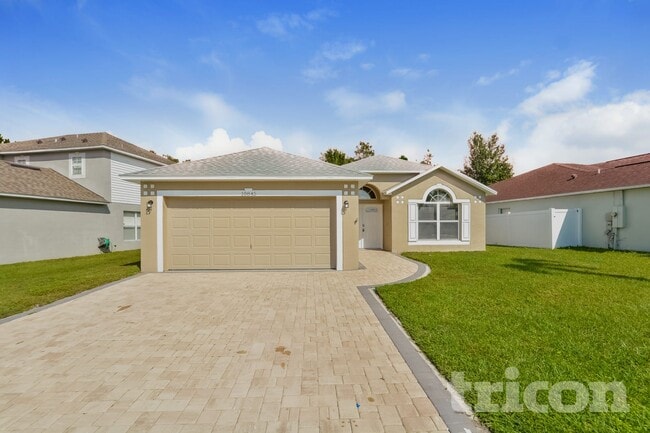 Building Photo - 10845 Laxton St