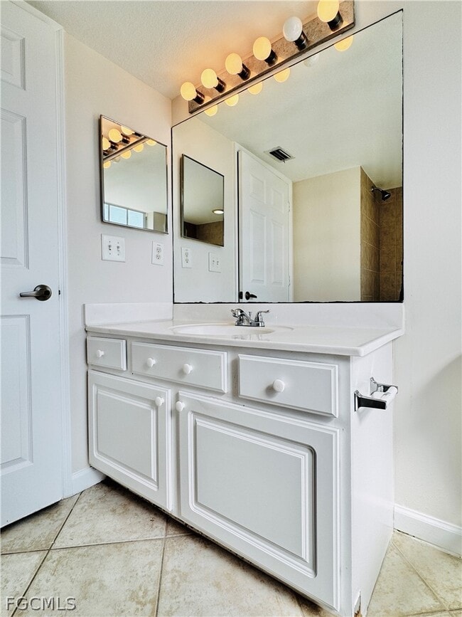 Building Photo - 4127 Residence Drive