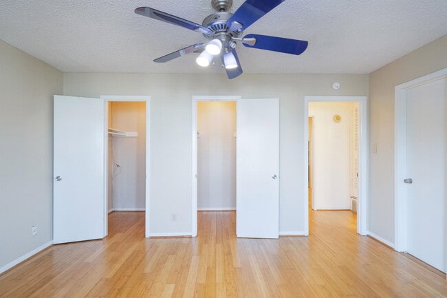 Building Photo - 1240 Barton Hills Dr