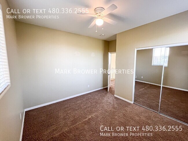 Building Photo - 1400 W Flamingo Dr