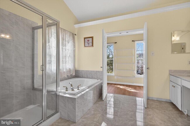 Building Photo - 2 Berwick Cir