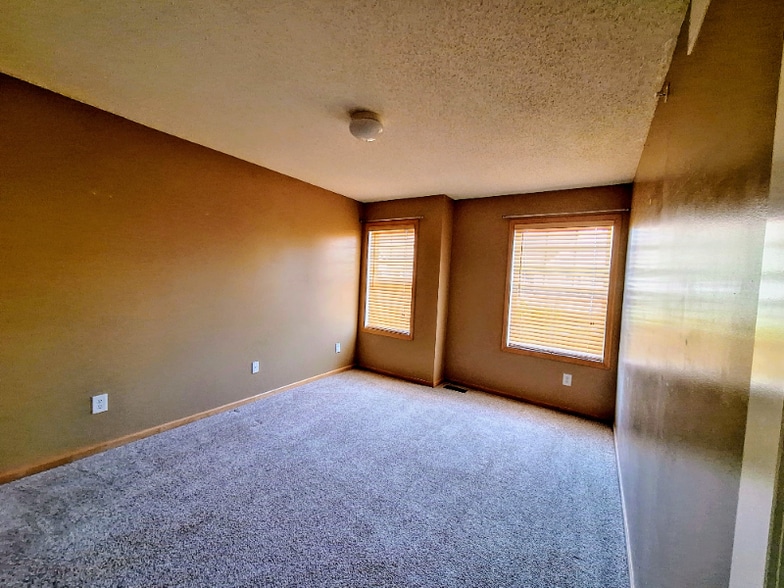 Building Photo - 2411 121st Cir NE