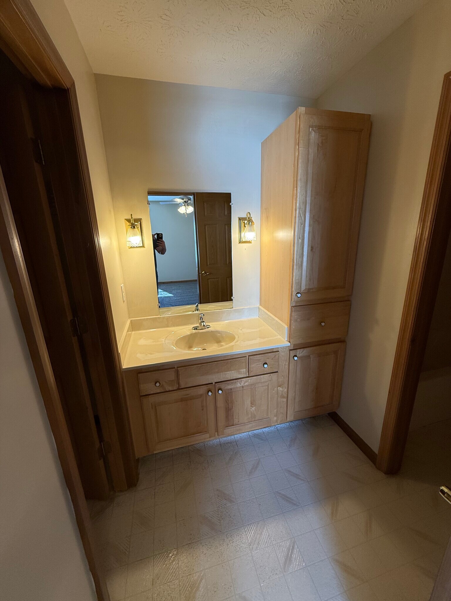 Master bath - 5 Micaela Ct