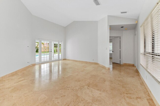 Building Photo - 13772 Ishnala Cir