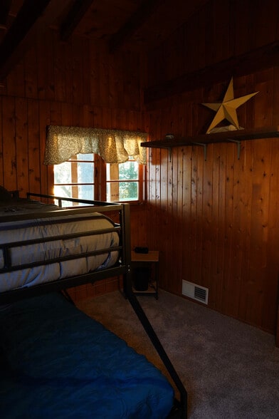 Building Photo - N3203 Ecker Lakeland Dr