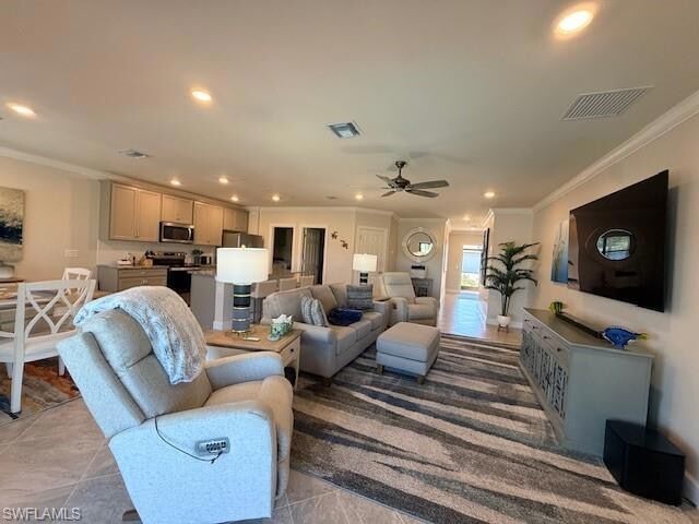 Building Photo - 6189 Harmony Dr