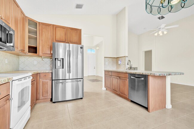 Building Photo - 6404 C Durham Dr