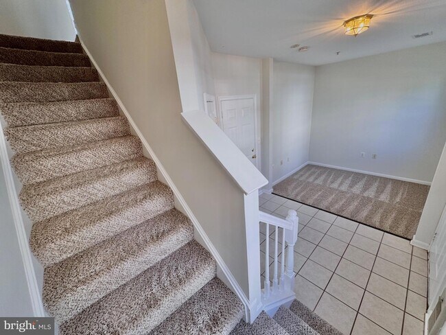 Building Photo - 21842 Jarvis Square