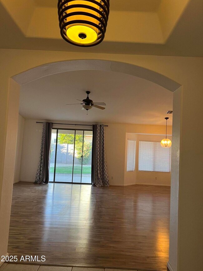 Building Photo - 4484 E Redfield Ct