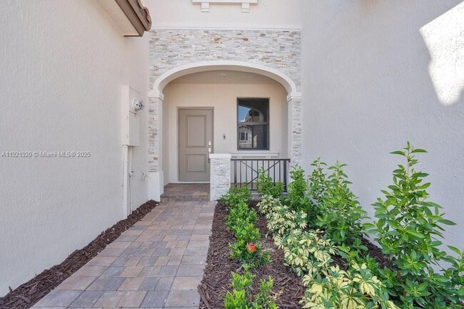 Building Photo - 11926 SW 247th Ter