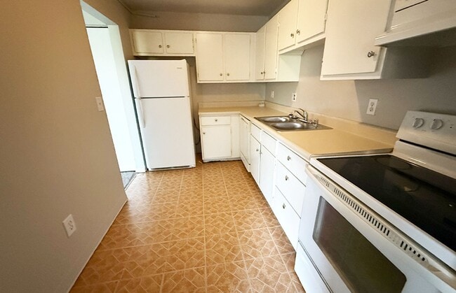 Interior Photo - Spyglass