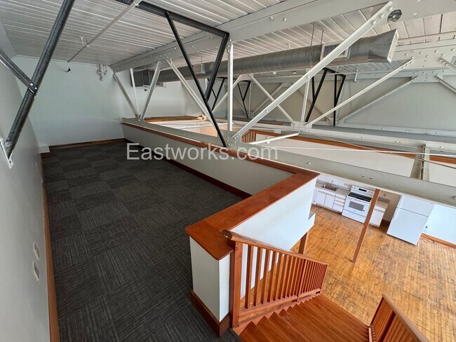 Building Photo - Eastworks: Light-filled studio with views ...