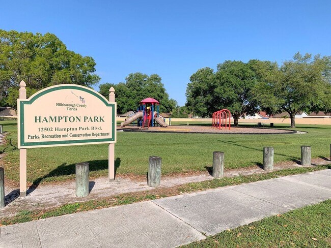 Building Photo - Quaint 2BR/2BA Citrus Park End Unit Condo ...