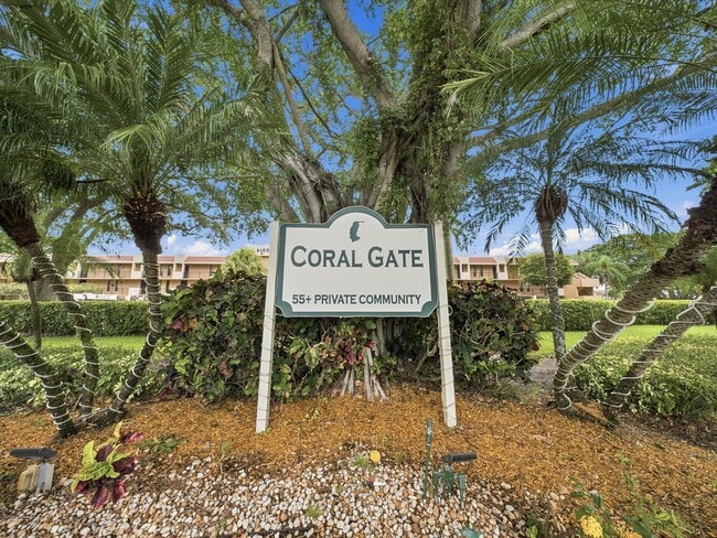 Building Photo - 6539 Coral Lake Dr