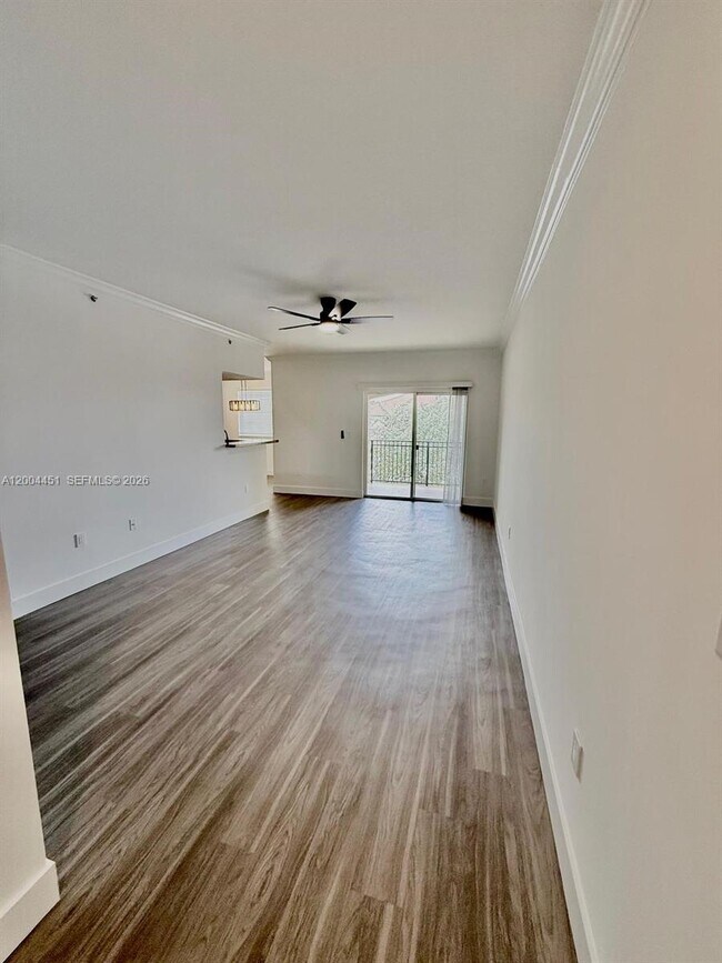 Building Photo - 131 SW 117th Ave