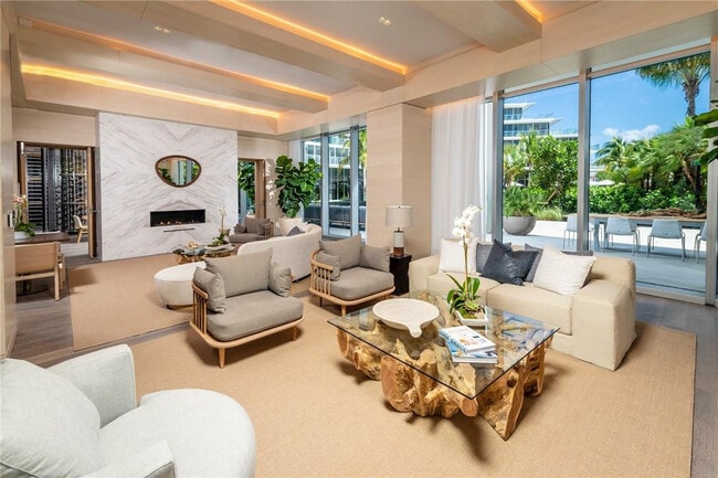 Building Photo - 2200 N Ocean Blvd