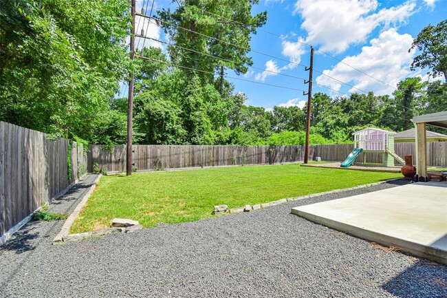 Building Photo - 2203 Friarwood Trail