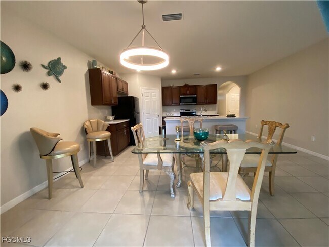 Building Photo - 2507 NW 20th Terrace