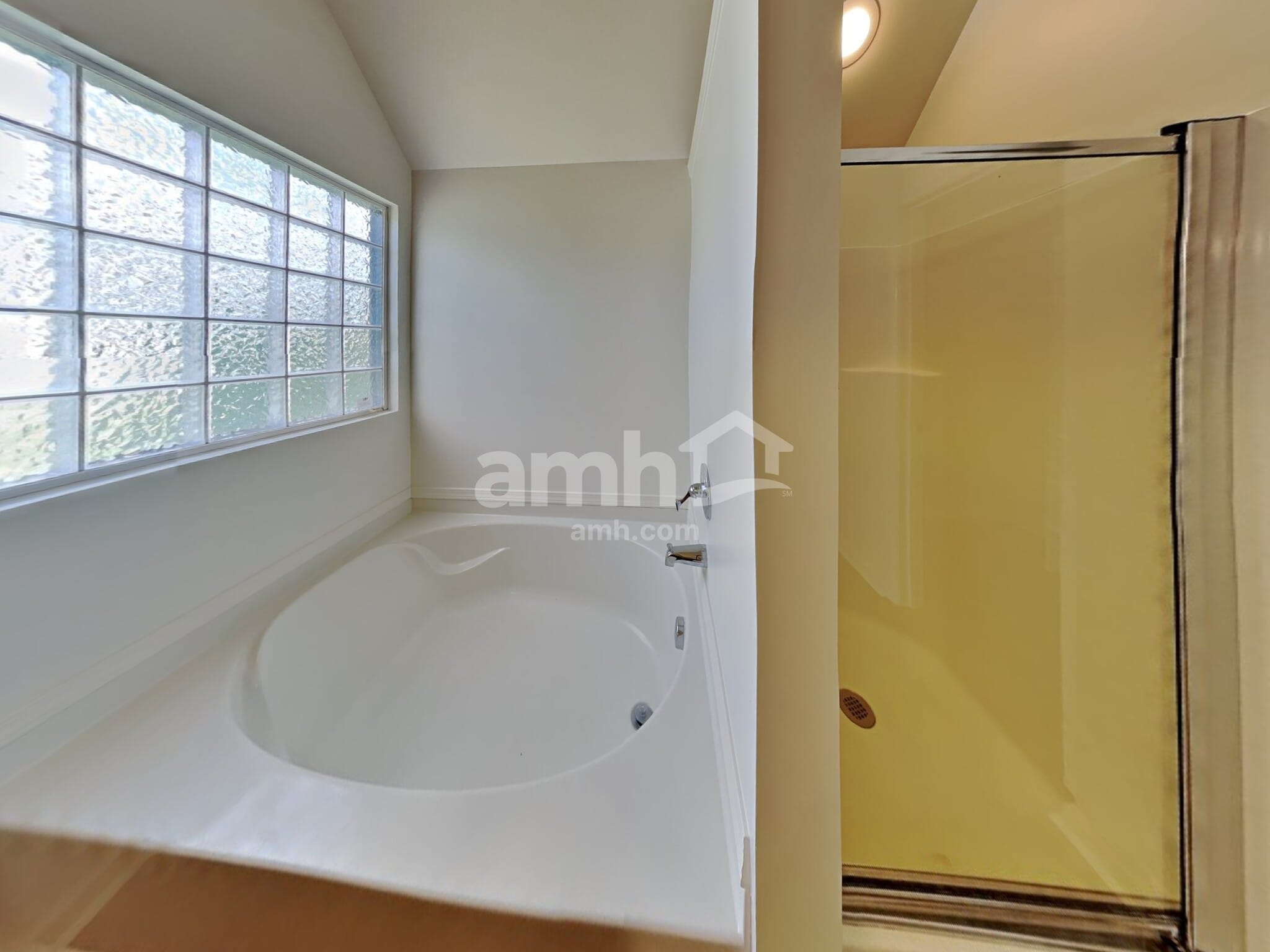 Building Photo - 5818 Parkstone Dr