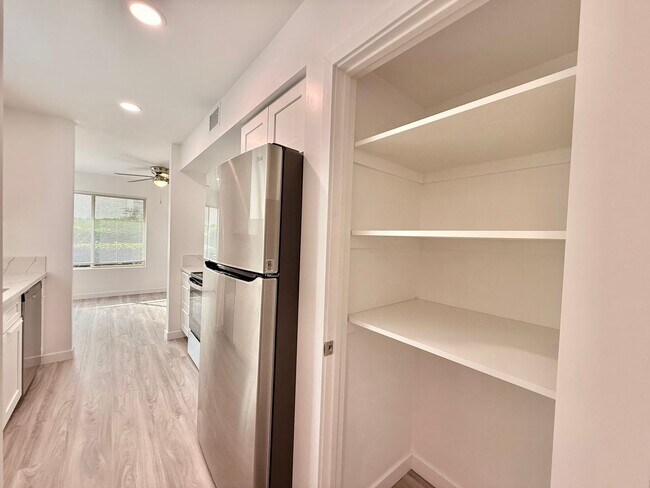Building Photo - 7388 Tooma St