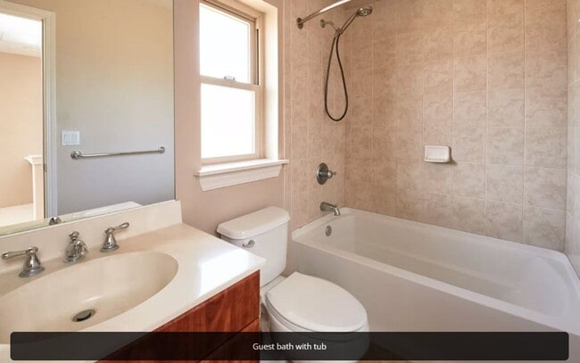 Building Photo - 3 bedroom, 2.5 Bath in Kahiwelo in Makakilo