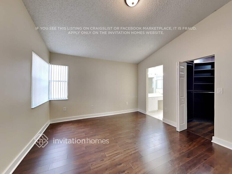 Building Photo - 15624 SW 96th Terrace