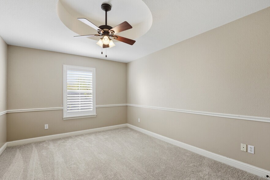 Building Photo - 1101 Countryhill Dr