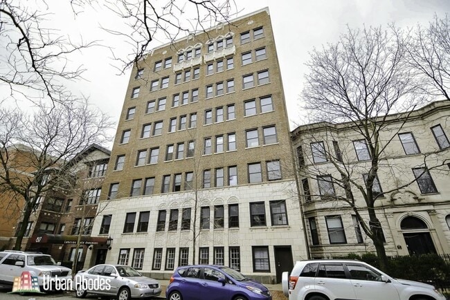 Building Photo - 816 W Lakeside Pl
